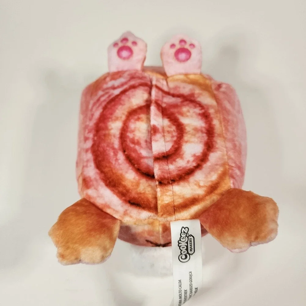 Cookeez Makery Baked Treatz Bunny Cinnamon Roll Sprinkles Talking Plush 6